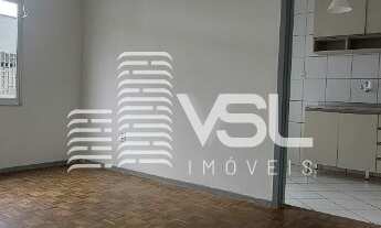 Imagem 3: Apartamento com 2 dormitórios, reformado na Trindade