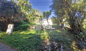 Imagem: Terreno com 336 m² próximo da subida Morro