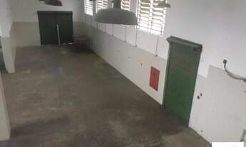 Imagem 5: Galpão com 800 m² gerando renda mensal para vender na Vila Nova York - São Paulo/SP