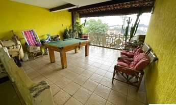 Imagem 3: Sobrado para venda com 210 m², 3 Quartos (1 suíte com hidro), 2 Vagas e Churrasqueira em I