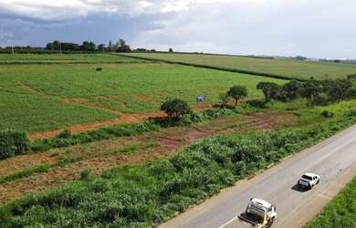 Imagem 5: EXCELENTE TERRENO ÀS MARGENS DA BR-365