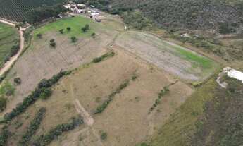 Imagem: SÍTIO PRÓXIMO A CIDADE