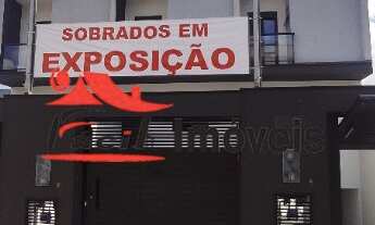 Imagem: Encantador sobrado à venda na Vila Nhocune