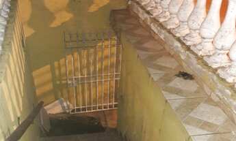 Imagem 4: VILA VALQUEIRE/2 QUARTOS/QUINTAL/GARAGEM