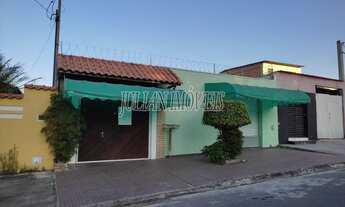 Imagem 2: Casa térrea de 4 quartos com 1 suite e closet no Jardim Medina, Poá-SP: 197m², 2 salas, 2