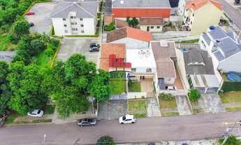 Imagem 2: Casa térrea com excelente terreno no Capão Raso