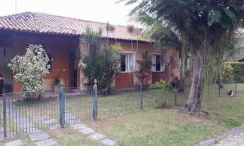 Imagem: Casa linear em condomínio 4 dormitórios