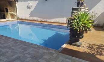 Imagem 4: Casa à venda condomínio Terra Verde Itaipu 212 m² 2 suítes armários varandas área de servi