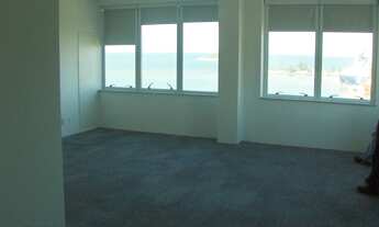 Imagem 2: SALA COMERCIAL em Macaé - RJ, Imbetiba