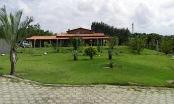 Imagem 2: Luxuoso Haras à Venda em Porto Feliz-SP, Bairro Belo: 4 quartos, 1 suíte, 2 salas, 3 banhe