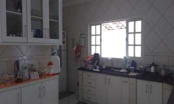 Imagem 6: Impecável casa à venda no Jardim Regina, Indaiatuba-SP: 3 quartos, 1 suíte, 2 salas, 2 ban