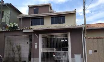 Imagem 2: Impecável casa à venda no Jardim Regina, Indaiatuba-SP: 3 quartos, 1 suíte, 2 salas, 2 ban