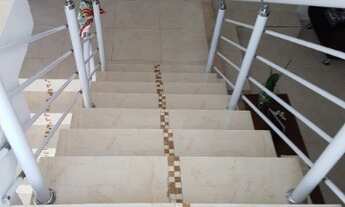 Imagem 5: Casa de Luxo em Condomínio: 5 Quartos, 1 Suíte, 3 Salas, 4 Vagas na Jardim Reserva Bom Viv