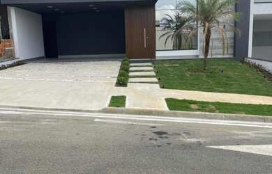 Imagem 2: Imperdível! Casa de alto padrão com 3 suítes e 4 vagas em Indaiatuba-SP no Residencial Mil