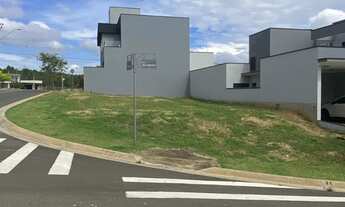 Imagem: Lote Residencial de esquina no Condomínio