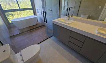 Imagem: Casa térrea de alto padrão à venda no