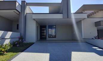 Imagem: Casa nova no Park Gran Reserve