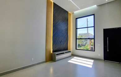 Imagem 7: Casa de Luxo em Condomínio: 3 suítes, 4 vagas de garagem, 150m² no Jardim Residencial Vien