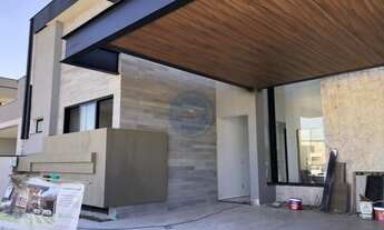 Imagem: Casa de luxo em condomínio à venda em