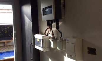 Imagem 5: Casa em Condomínio de Luxo no Jardim Mantova: 3 Suítes, 2 Salas, 4 Banheiros e Vagas de Ga