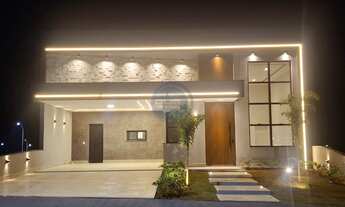 Imagem 2: Casa em Condomínio de Luxo em Indaiatuba-SP: 3 Quartos, 3 Suítes, 2 Salas, 5 Banheiros, 4