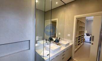 Imagem 4: Casa de luxo em condomínio: 3 quartos, 3 suítes, 2 salas, 5 banheiros, 4 vagas, 192m² em I