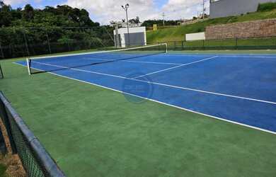 Imagem 4: Casa de luxo em condomínio: 3 quartos, 3 suítes, 2 salas, 4 banheiros, 2 vagas, 138,07m² e