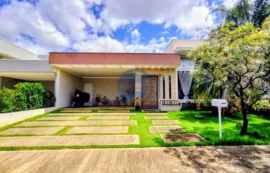 Imagem: Casa em Condomínio com 3 Quartos e 185m²