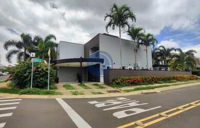 Imagem: Imperdível Casa em condomínio com 4 suítes