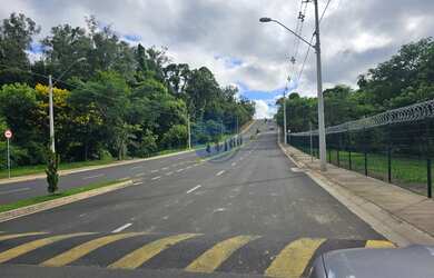 Imagem 3: Casa térrea de alto padrão no Gran Reserve em Indaiatuba com 3 dormitórios, suíte com clos