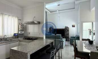 Imagem 4: Casa Térrea à Venda no Villaggio di Itaici em Indaiatuba com 3 Dormitórios e Área Gourmet