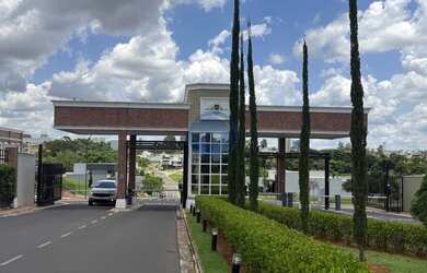 Imagem: Terreno de 300m² no Condomínio London