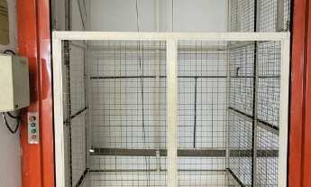 Imagem 5: Oportunidade Única: Galpão Comercial de 900m² com 8 Salas e 4 Banheiros no Bairro Carlos P