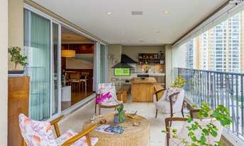 Imagem 1: São 223m2, 4 suítes com armários, living em 2 ambientes: jantar e estar, varanda gourmet c