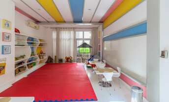 Imagem 7: São 223m2, 4 suítes com armários, living em 2 ambientes: jantar e estar, varanda gourmet c