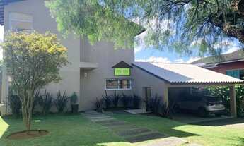 Imagem: Casa clean, com ambientes integrados, muito