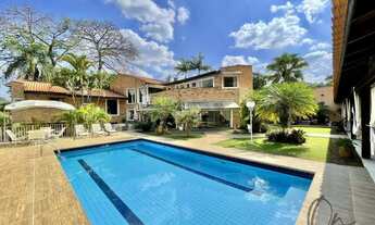 Imagem: Imperdível casa de alto padrão em condomínio