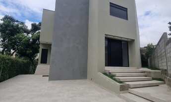 Imagem: Casa de luxo em condomínio no Bosque do