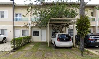 Imagem 2: Casa em Condomínio à Venda em Cotia-SP, Jardim Passárgada I: 4 Quartos, 1 Suíte, 3 Salas