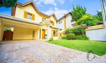 Imagem: Casa de luxo em condomínio à venda em