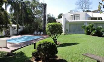 Imagem: Imponente mansão de 5 suítes em condomínio