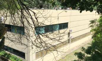 Imagem 2: Galpão com 2.722m² de área constriuda, em condominio fechado, otima construção, em Itapev