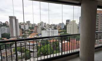 Imagem 3: Apartamento arrojado à venda no Sumaré, andar alto, com 213 m² e linda vista