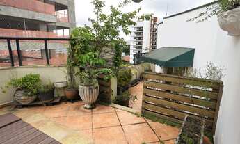 Imagem 2: Cobertura à venda na Vila Madalena com 3 suítes e 3 vagas com piscina