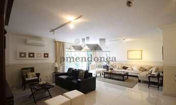 Imagem 2: Apartamento reformado em Higienópolis com 240m² pronto para morar!