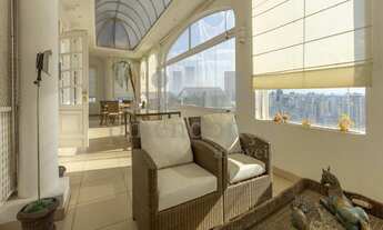 Imagem 2: Maravilhosa Cobertura Triplex com 1200m² e vista 360 graus!