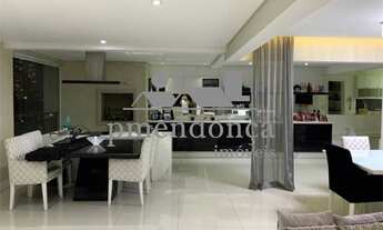 Imagem 4: Apartamento espaçoso com 4 quartos sendo 3 suítes e 4 vagas, 244m²