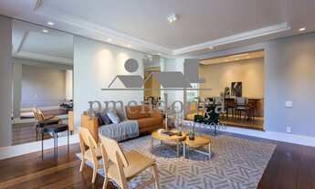 Imagem 4: Apartamento na Vila Madalena com 2 suítes e 3 vagas, 216m²