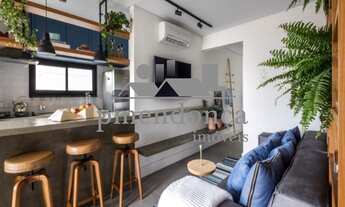 Imagem 7: Apartamento em Pinheiros com 70m² totalmente reformado com muita luz natural