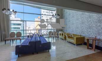 Imagem 2: Apartamento luxuoso com 3 suítes e 4 vagas, 250m²